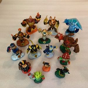 Skylanders lot - 14 pcs